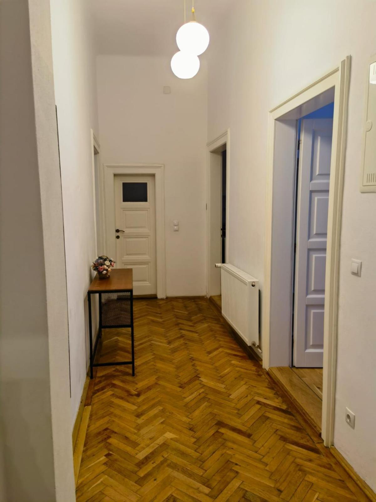 Emerald Old Town Сибиу Екстериор снимка